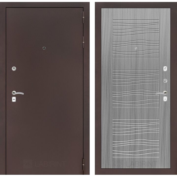 Входная дверь Лабиринт CLASSIC антик медный 06 - Сандал серый Входная дверь Лабиринт CLASSIC антик медный 06 - Сандал серый