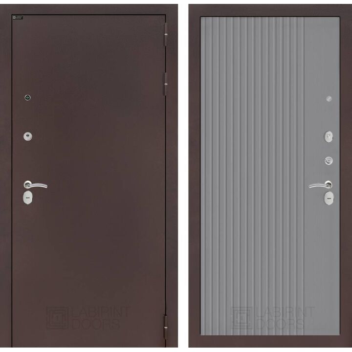 Входная дверь Лабиринт CLASSIC антик медный 29 - Серый рельеф софт Входная дверь Лабиринт CLASSIC антик медный 29 - Серый рельеф софт